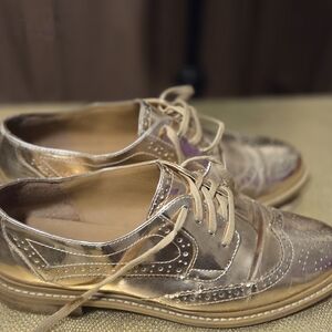 14th & Union Women's Rose Gold Brogues